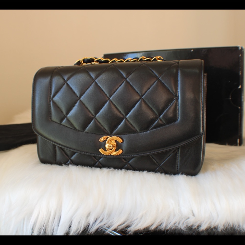 ❌SOLD❌ Chanel Diana Black Lambskin FULL SET